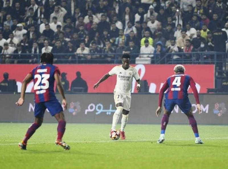ريال مدريد يقلص الفارق مع برشلونة بثلاثية في شباك ليجانيس بالدوري الإسباني