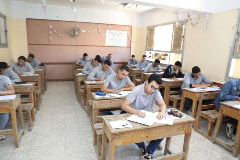 خط أحمر