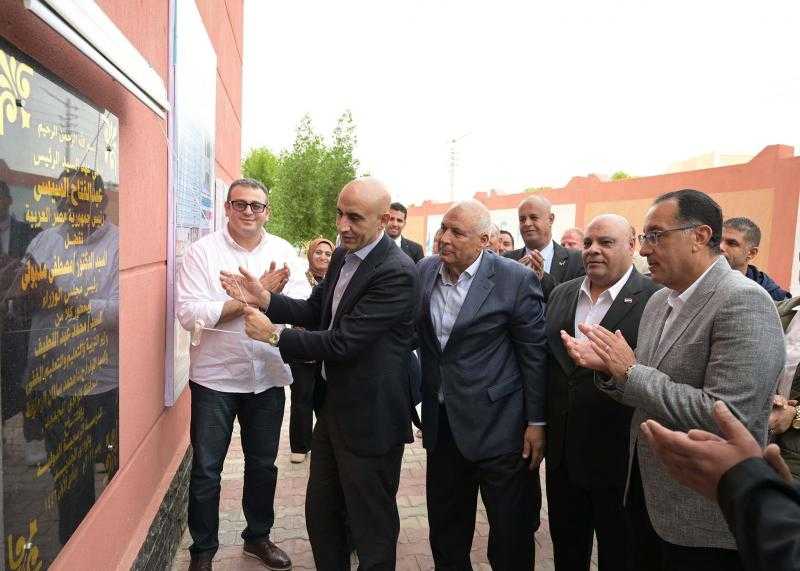 رئيس الوزراء يشهد افتتاح المدرسة الرسمية الدولية IPS بالخارجة