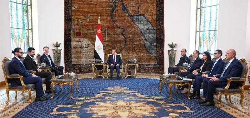 الرئيس السيسي ورئيس المنتدى الاقتصادي العالمي يبحثان التعاون المشترك وتطورات الأوضاع الإقليمية (تفاصيل)
