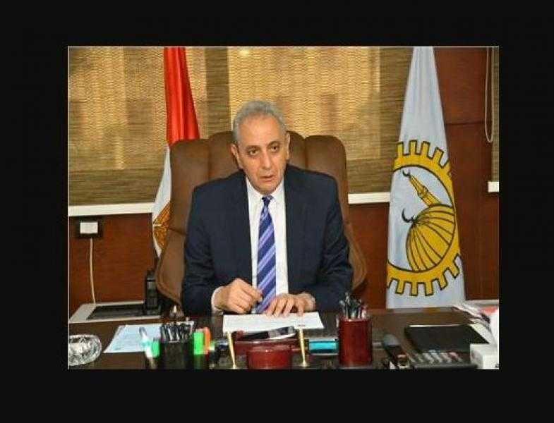 محافظ الغربية: السيطرة على حريق كتان زفتى.. تعاون الأجهزة ساعد في التعامل مع الحادث