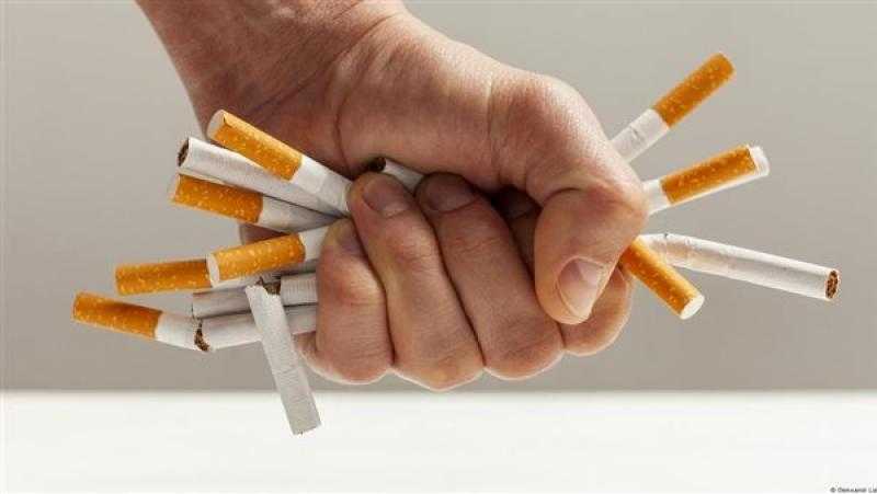 هل العودة للتدخين بعد قسم بالله معصية؟.. الدكتور حسام موافي يوضح