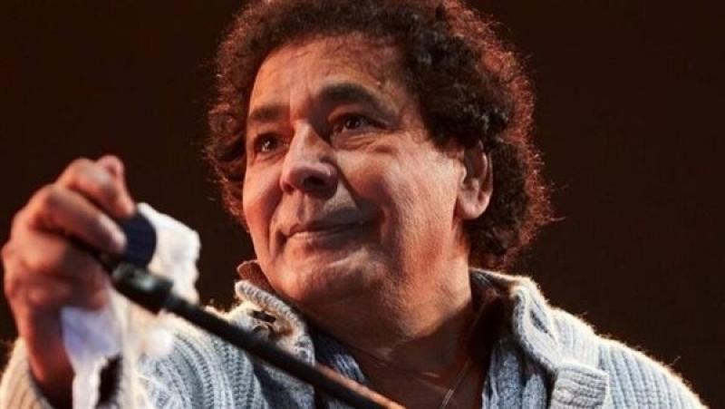 وصول الكينج محمد منير لجنازة محمد رحيم