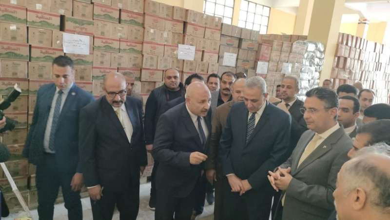 خط أحمر