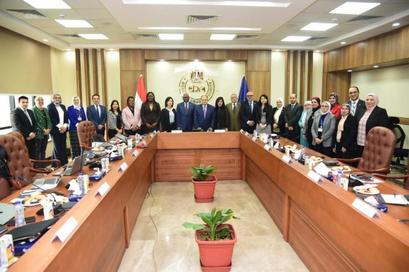 هيئة الدواء المصرية تستقبل وفداً رفيع المستوى من منظمة الصحة العالمية