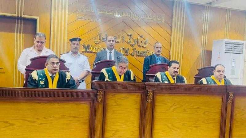 تأجيل محاكمة شاعر رابعة طارق عربان بتهمة الشروع في قتل ضابط والتخطيط لأعمال إرهابية