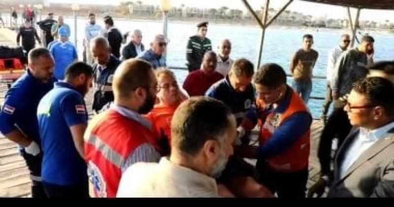 القوات البحرية تشارك فى إنقاذ عدد من الأفراد بنطاق البحر الأحمر