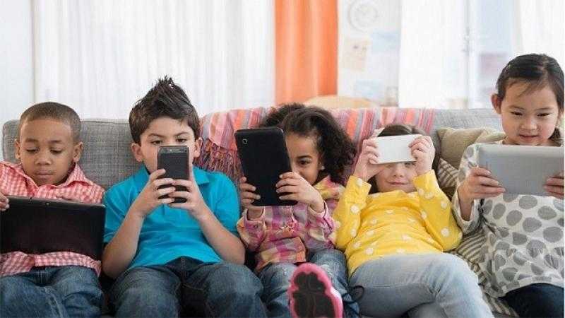 مجلس النواب الأسترالي يحظر وسائل التواصل الاجتماعي على الأطفال
