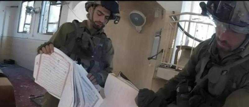 الإفتاء الفلسطينى يدين تدنيس جنود إسرائيلين للمصحف الشريف شمال غزة