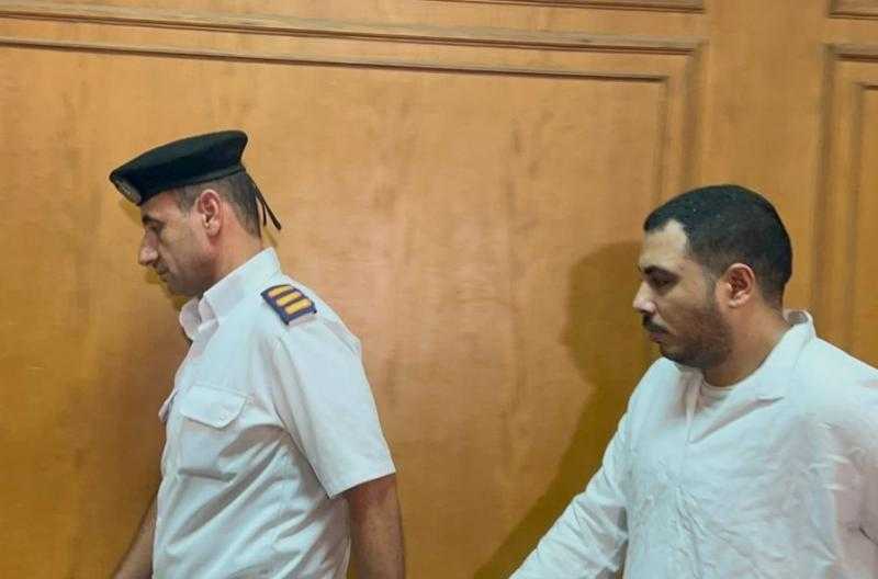دفاع سفاح التجمع: ”زوجته اتهمته بالعجز الجنسى فقرر الانتقام”