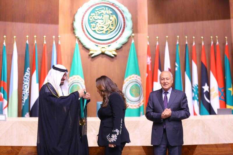 رحلة ملهمة للدكتورة منال عوض في العمل الحكومي توجتها بكونها أول سيدة تتولى منصب وزيرة التنمية المحلية