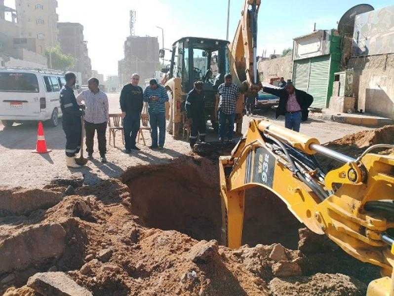 محافظ أسوان يكلف نائبه بإصلاح الكسر المفاجئ بخط طرد محطة الدماس 1