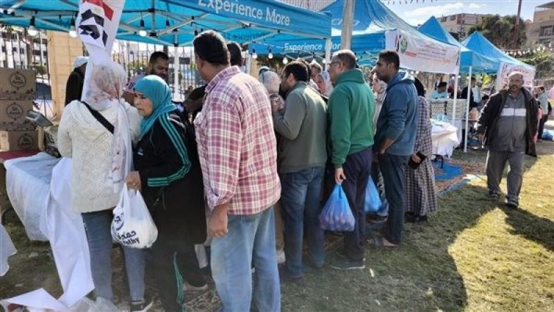 لليوم الثاني على التوالي.. استمرار ”سوق اليوم الواحد” في الإسماعيلية