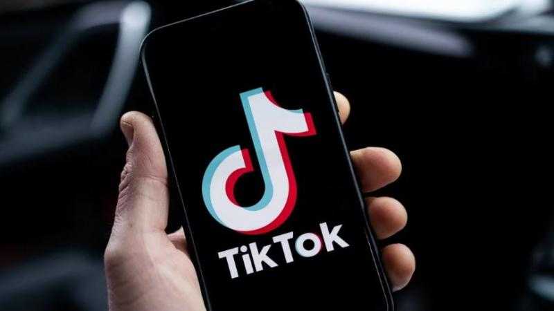 برلمانية تطالب بإغلاق تيك توك: يسيء للمجتمع ولابد من القضاء عليه