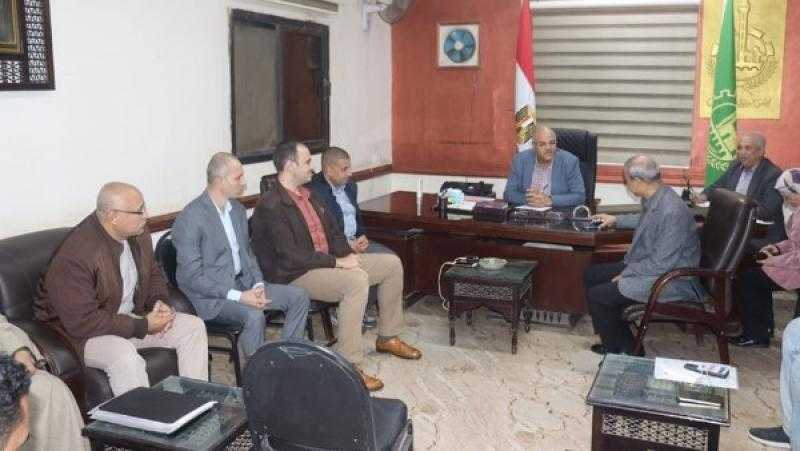 محافظ القليوبية يوجه بتسهيل إجراءات ملف التصالح على مخالفات البناء