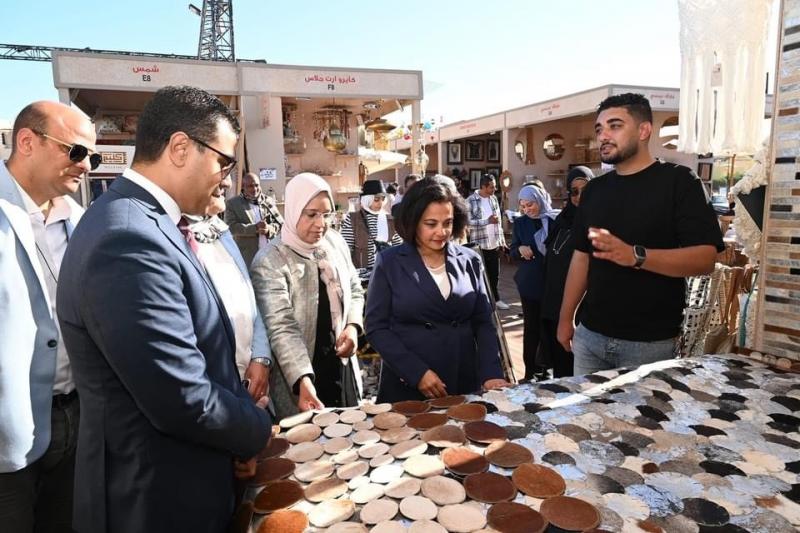 تحت شعار ”مصر بتتكلم حرفي”.. التضامن الاجتماعي تفتتح معرض ”ديارنا” بالجونة لأول مرة