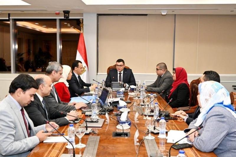 وزير الإسكان يتابع موقف خطة تحديث الأحوزة العمرانية.. ويوجه بالعمل طبقاً لأولويات ”حياة كريمة”