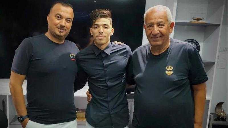 وكيل دغموم يكشف حقيقة تفكير اللاعب في الرحيل عن المصري