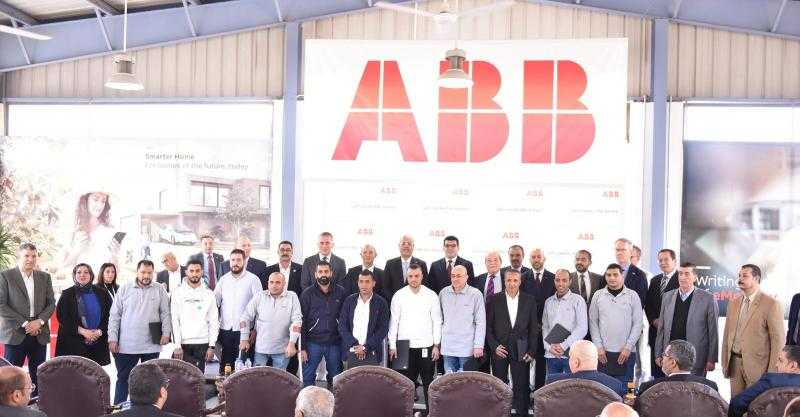 يعمل بها 1000 عامل.. جولة لوزير العمل في شركة «إيه بي بي» الرائدة في مجال التكنولوجيا