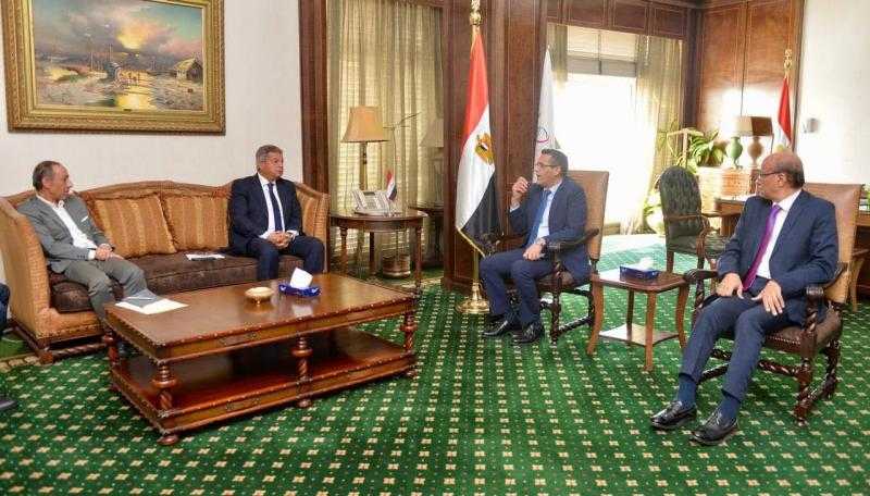 رئيس المجلس الأعلى لتنظيم الإعلام يستقبل وفد نقابة الصحفيين.. صور