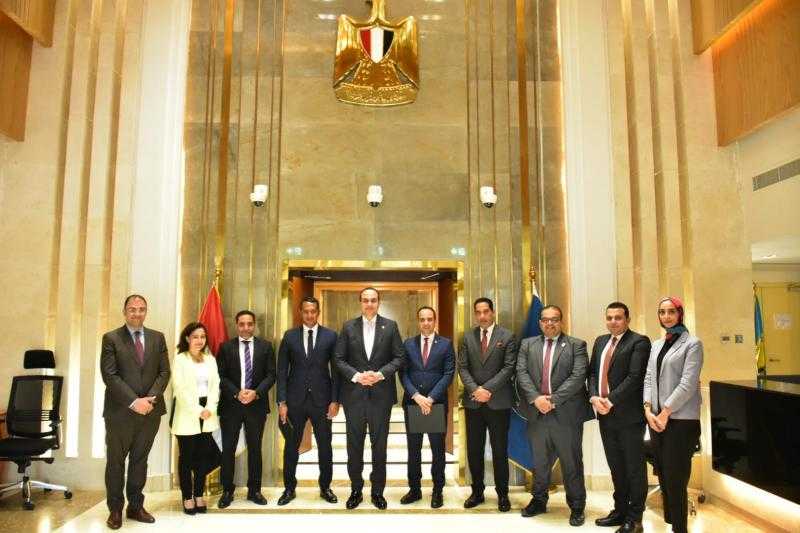 السبكي: التعاون مع ”إنجيج كونسلتينج” يساهم في تحقيق أهداف التأمين الصحي الشامل ورؤية مصر 2030