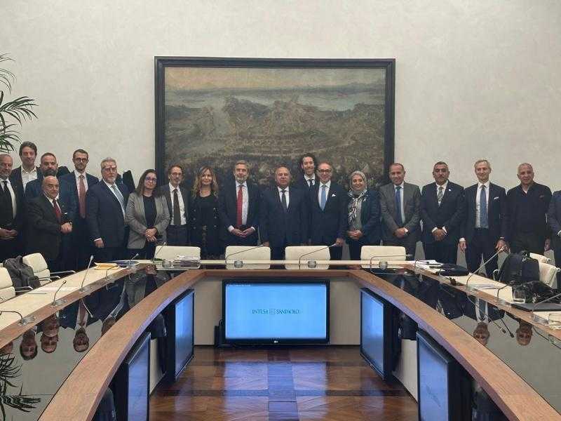وزير الصناعة والنقل يبحث مع رؤساء ومسئولي الشركات الايطالية العالمية انشاء مصانع جديدة بمصر