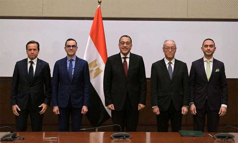شهدها رئيس الوزراء.. «نيسان مصر» توقع عقد استثمار لتصنيع طراز ثالث في مصر بنسبة مكون محلي تتجاوز 54%
