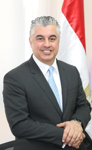 رئيس اقتصادية قناة السويس يلتقي مع مسئولي بنك الائتمان لإعادة الإعمار KFW الألماني لاستعراض القطاعات المستهدفة
