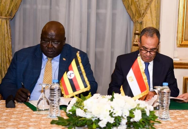 وزير الخارجية يوقع على إعلان مشترك بين مصر وأوغندا
