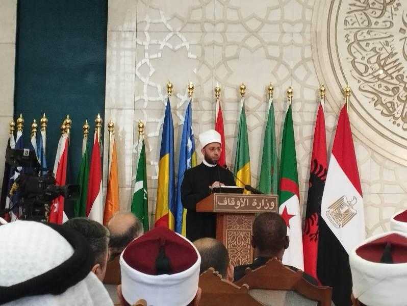 وزير الأوقاف: القرآن الكريم نزل في مكة وقرئ في مصر