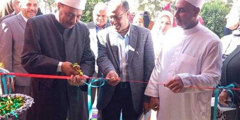 رئيس منطقة سوهاج الأزهرية يفتتح معرض ”بداية جديدة” لرياض الأطفال