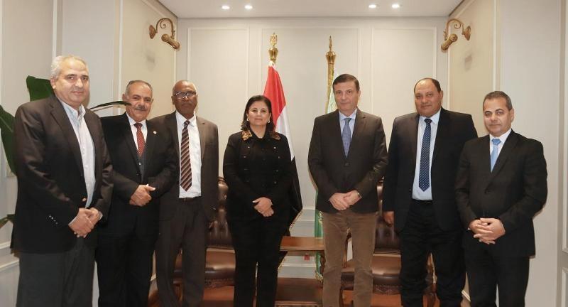 وزير الزراعة يستقبل المدير الإقليمي للإيفاد لبحث المشروعات الزراعية المشتركة بين الوزارة والمنظمة|صور