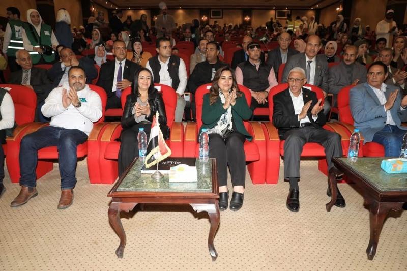 وزيرة التنمية المحلية تتفقد المدينة الشبابية بالعريش بحضور وزيرة التضامن الاجتماعي ومحافظ شمال سيناء