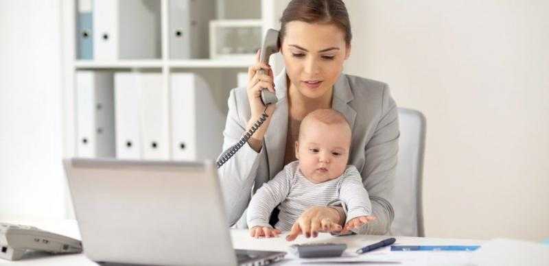 708 ملايين امرأة لا تعمل.. ”مسؤوليات الرعاية وتأثيرها على مشاركة المرأة في قوة العمل” (تقرير)