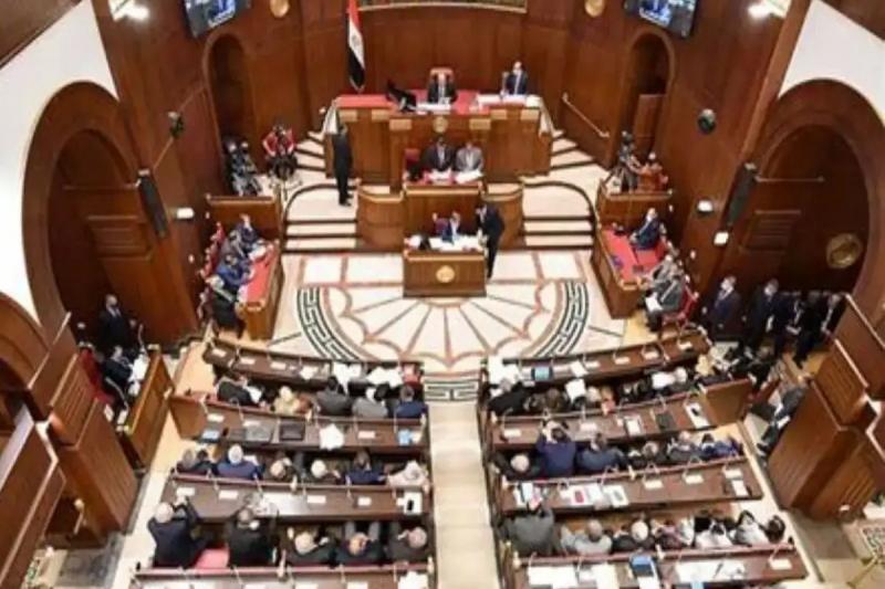 الشيوخ يوافق نهائيا على مشروع قانون ”التصرف في أملاك الدولة الخاصة”