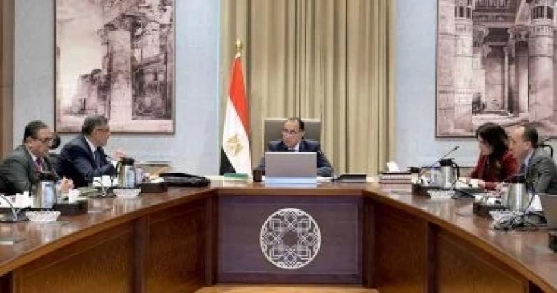 رئيس الوزراء يتابع الموقف التنفيذى لمشروعات مبادرة ”حياة كريمة” بالجيزة