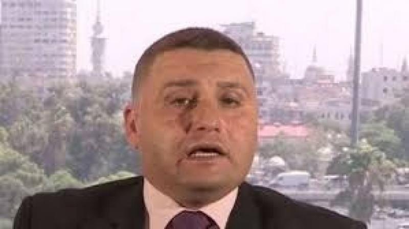 مستشار برئاسة الوزراء السورية: إسرائيل تريد سرقة فرحة السوريين