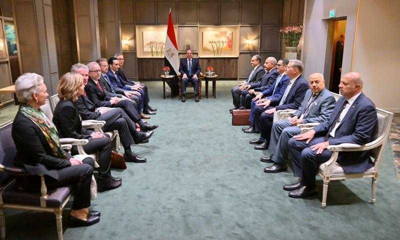 الرئيس السيسي يلتقي مسؤولي”سكاتك” و”يارا” وصندوق الاستثمار النرويجي