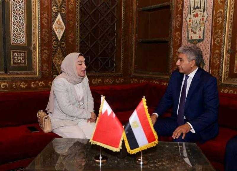 تعاون ثنائي بين مصر والبحرين في مجال السياحة والاستفادة من الذكاء الاصطناعي