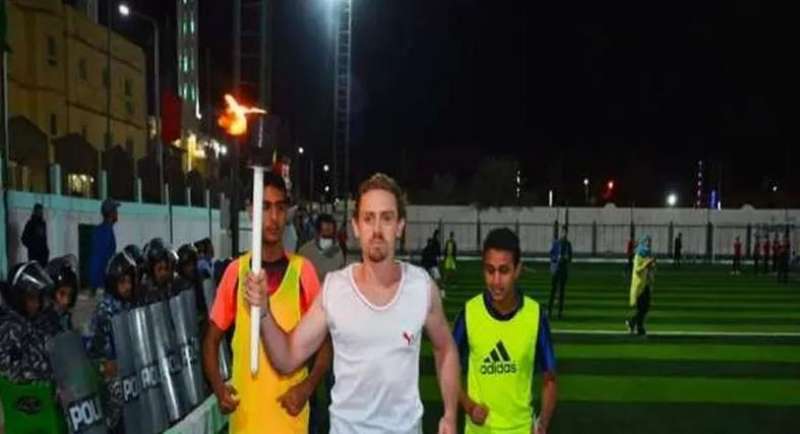 خط أحمر
