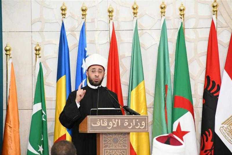 وزير الأوقاف يكرم أسرة الشيخ محمد رفعت في ختام المسابقة العالمية للقرآن الكريم