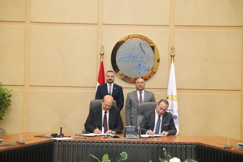 وزير النقل: إنشاء أول مشروع من نوعه في مصر لتخريد السفن بميناء دمياط