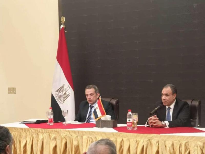 في مُستهل زيارته إلى بكين.. وزير الخارجية والهجرة يلتقي برموز الجالية المصرية في الصين