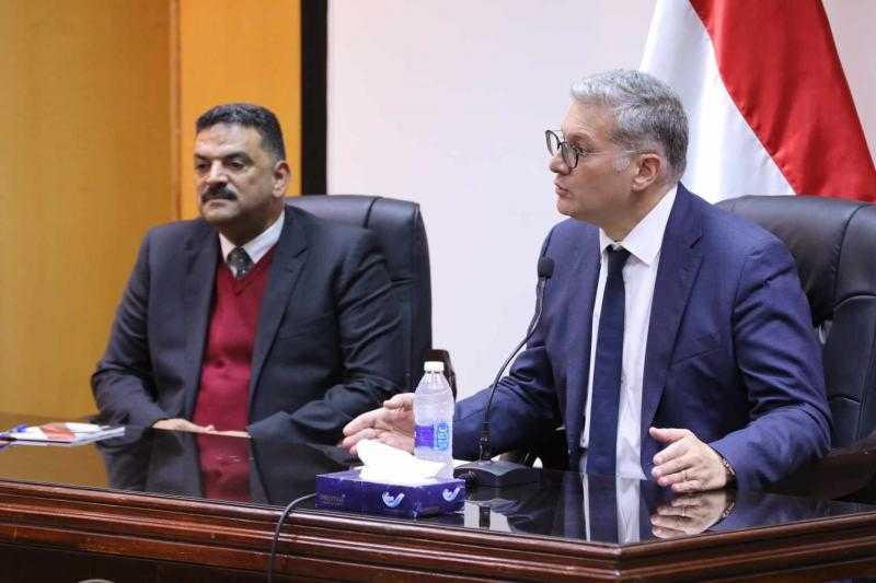 وزير البترول: التوقيع بالأحرف الأولى على مشروع قانون لتطوير نظم الاتفاقيات في التعدين