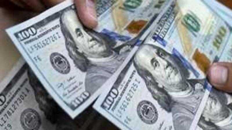 ضبط عملات أجنبية بالسوق السوداء بقيمة 7 ملايين جنيه