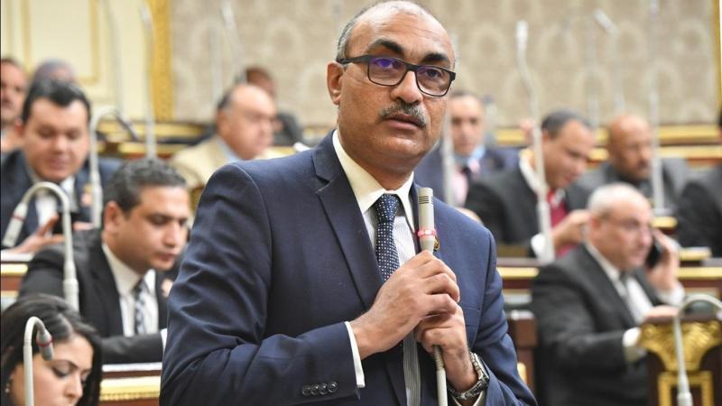 خط أحمر