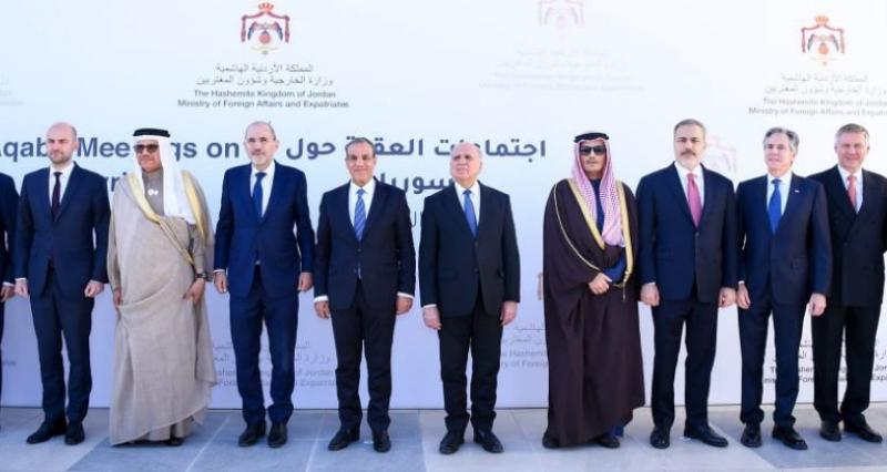 وزير الخارجية يشارك في اجتماع لجنة الاتصال العربية بالأردن