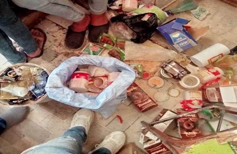 رصد أغذية فاسدة ومجهولة المصدر في أسواق الغربية