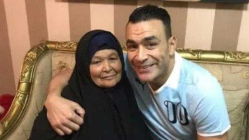 وفاة والدة عصام الحضري بعد صراع مع المرض