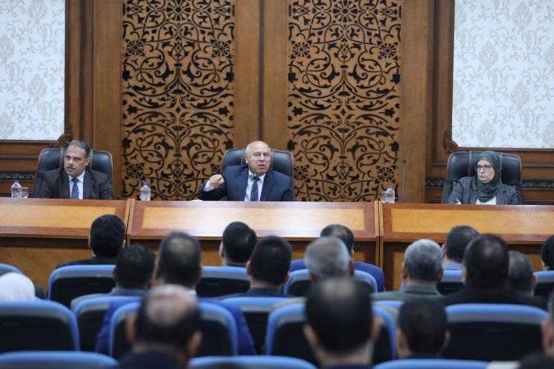 كامل الوزير: توطين 23 صناعة واعدة لتعزيز المنتج المحلي وتقليل الواردات